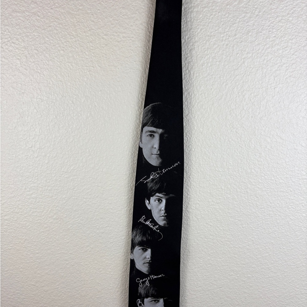 Vintage The Beatles' Necktie Signatures With Pictures Black Polyester USA 1996